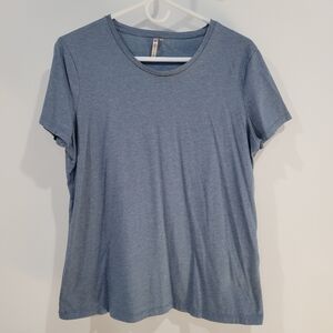 Banana Republic Heather Blue Short Sleeve Tee / Size Large